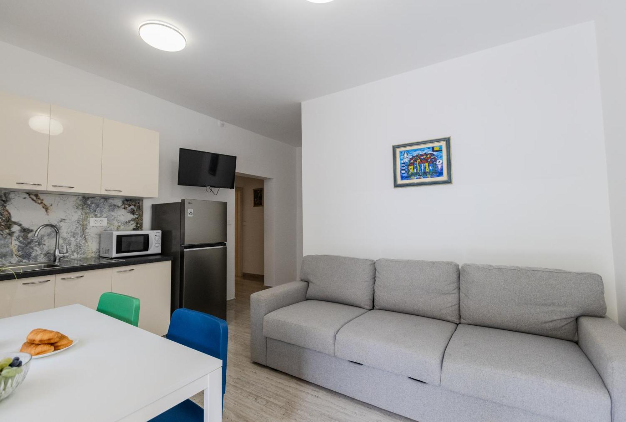 Apartments Lorena Привлака Экстерьер фото